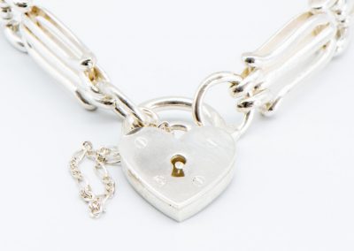 gavinjohnphotography.com product photography studio lightbox services
